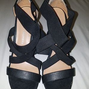 black strappy wedges
